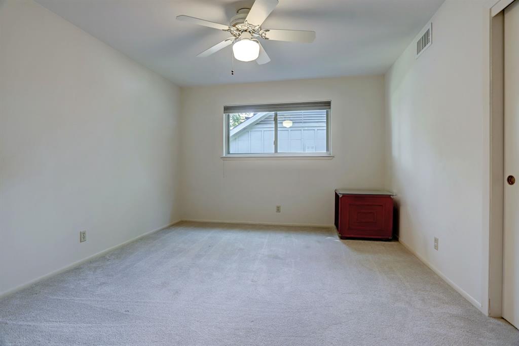5859 2 Braesheather Drive, Houston, Texas 77096, 5 Bedrooms Bedrooms, 10 Rooms Rooms,3 BathroomsBathrooms,Single-family,For Sale,Braesheather,68164015