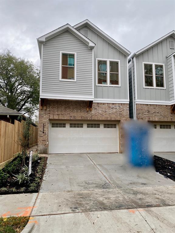 1324 2 PIERCE Street, Houston, Texas 77019, 3 Bedrooms Bedrooms, 11 Rooms Rooms,2 BathroomsBathrooms,Single-family,For Sale,PIERCE,82515080