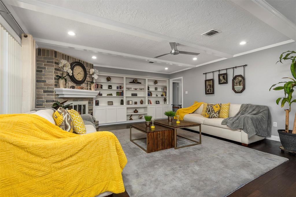 5926 1 Boyce Springs Drive, Houston, Texas 77066, 4 Bedrooms Bedrooms, 4 Rooms Rooms,2 BathroomsBathrooms,Single-family,For Sale,Boyce Springs,77646139
