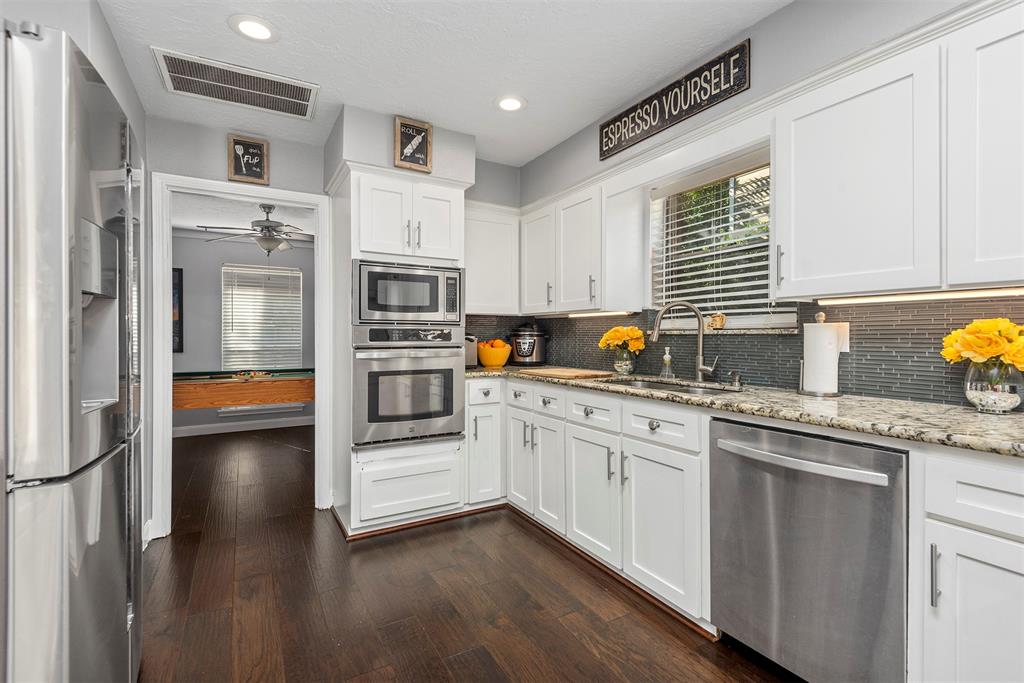 5926 1 Boyce Springs Drive, Houston, Texas 77066, 4 Bedrooms Bedrooms, 4 Rooms Rooms,2 BathroomsBathrooms,Single-family,For Sale,Boyce Springs,77646139