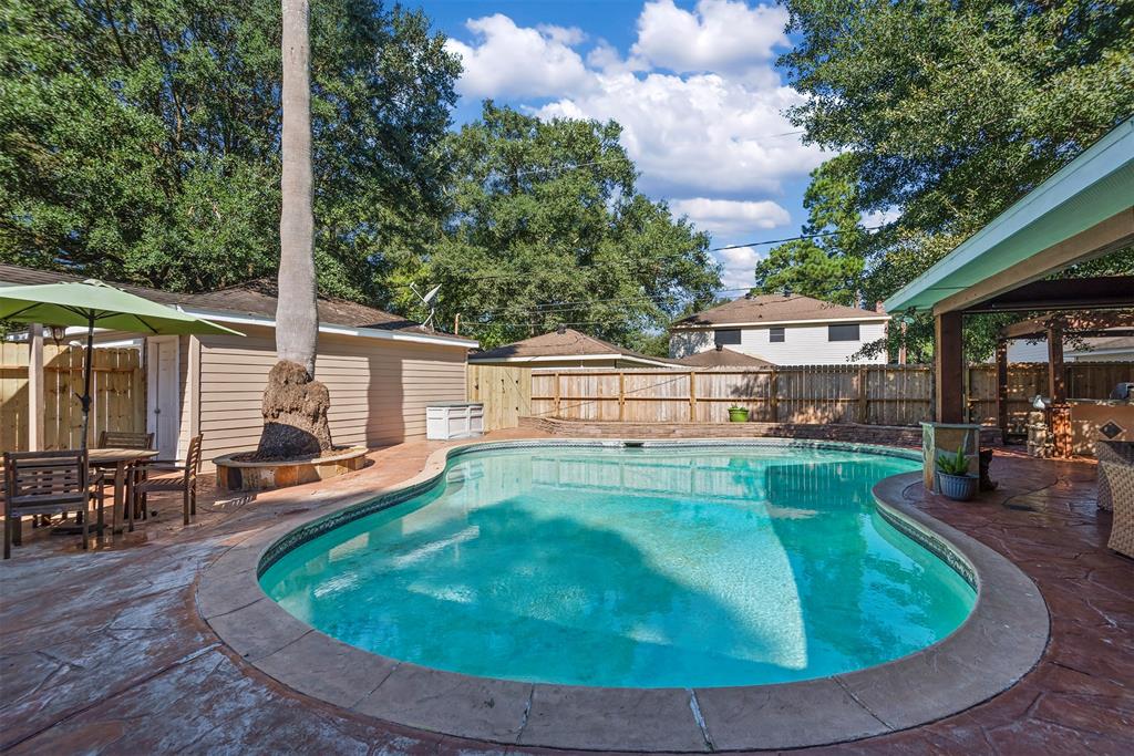 5926 1 Boyce Springs Drive, Houston, Texas 77066, 4 Bedrooms Bedrooms, 4 Rooms Rooms,2 BathroomsBathrooms,Single-family,For Sale,Boyce Springs,77646139
