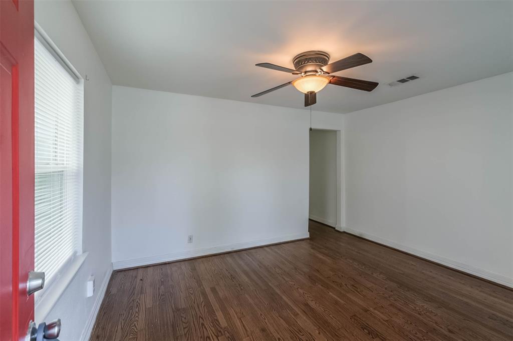 746 1 24th Street, Houston, Texas 77008, 1 Bedroom Bedrooms, ,1 BathroomBathrooms,Multi-family,For Sale,24th,48009325