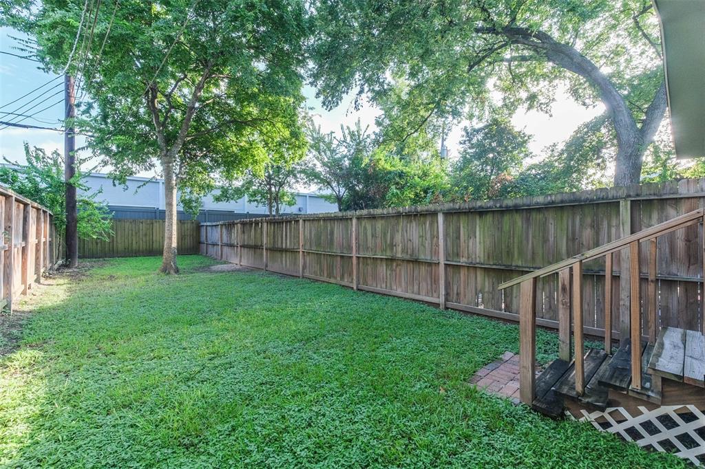 746 1 24th Street, Houston, Texas 77008, 1 Bedroom Bedrooms, ,1 BathroomBathrooms,Multi-family,For Sale,24th,48009325