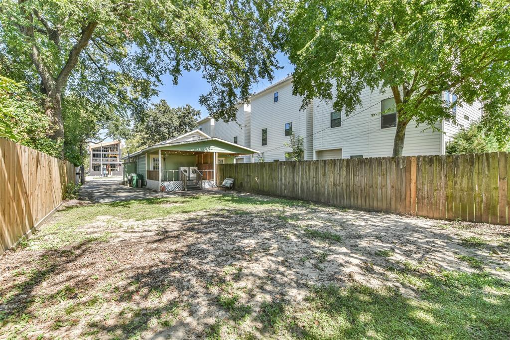 746 1 24th Street, Houston, Texas 77008, 1 Bedroom Bedrooms, ,1 BathroomBathrooms,Multi-family,For Sale,24th,48009325