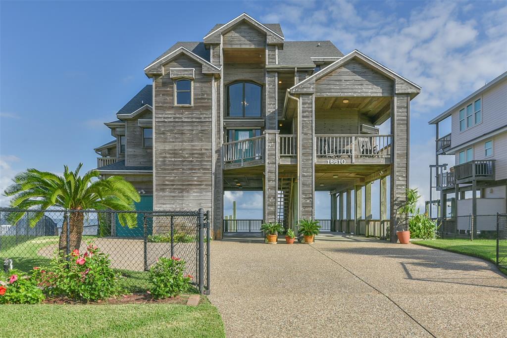 16610 2 Bayfront Drive, Galveston, Texas 77554, 3 Bedrooms Bedrooms, 6 Rooms Rooms,3 BathroomsBathrooms,Single-family,For Sale,Bayfront,44825484