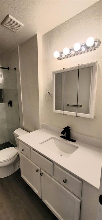 41 1 Shore Drive, Galveston, Texas 77551, 4 Bedrooms Bedrooms, 9 Rooms Rooms,2 BathroomsBathrooms,Single-family,For Sale,Shore,68677322