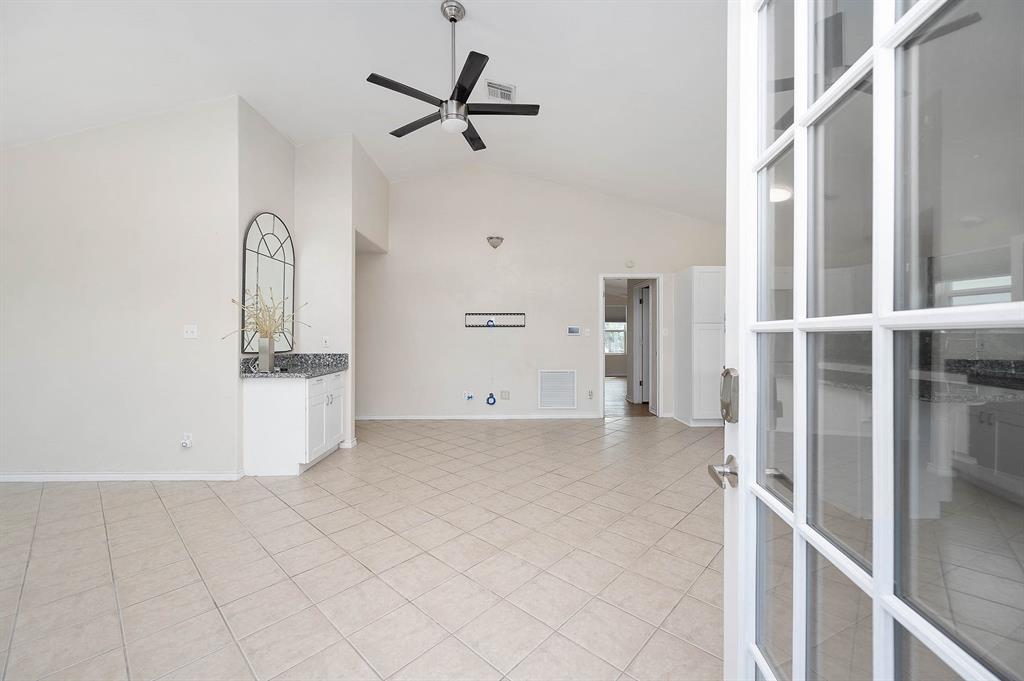 463 1 Pompano Street, Hitchcock, Texas 77563, 3 Bedrooms Bedrooms, 3 Rooms Rooms,2 BathroomsBathrooms,Single-family,For Sale,Pompano,70869257