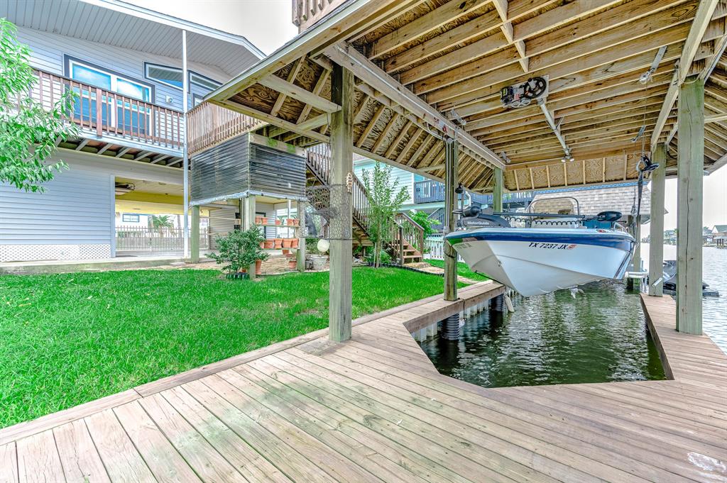 463 1 Pompano Street, Hitchcock, Texas 77563, 3 Bedrooms Bedrooms, 3 Rooms Rooms,2 BathroomsBathrooms,Single-family,For Sale,Pompano,70869257
