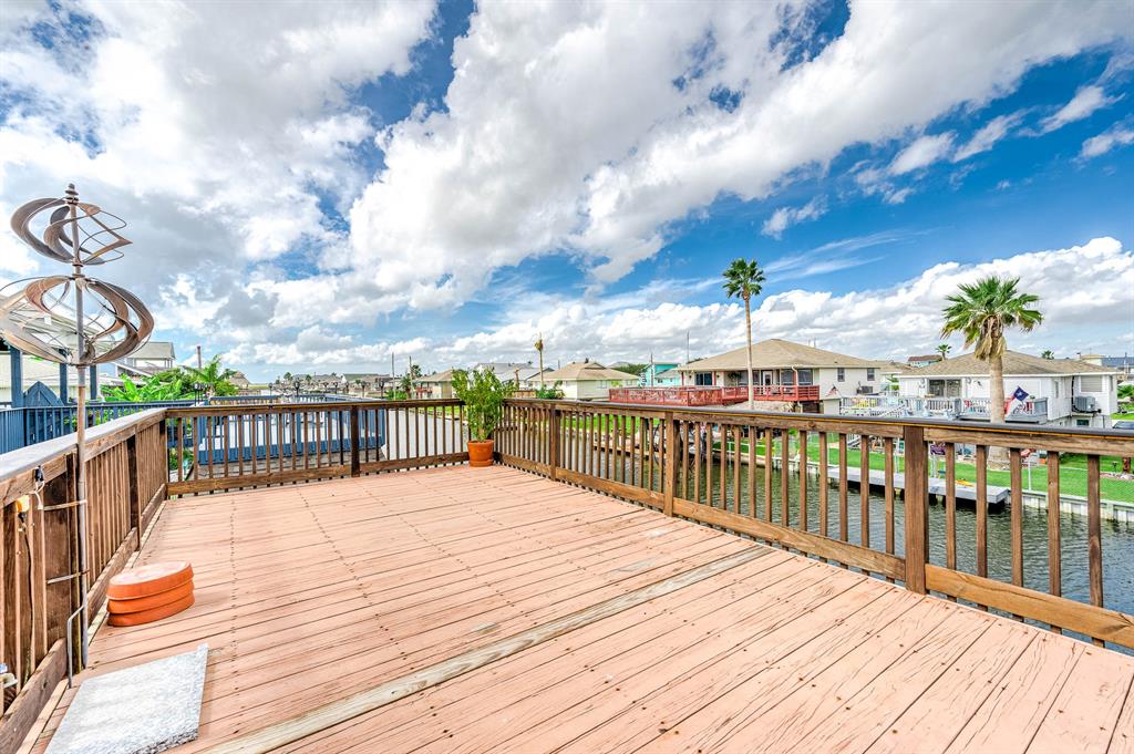 463 1 Pompano Street, Hitchcock, Texas 77563, 3 Bedrooms Bedrooms, 3 Rooms Rooms,2 BathroomsBathrooms,Single-family,For Sale,Pompano,70869257