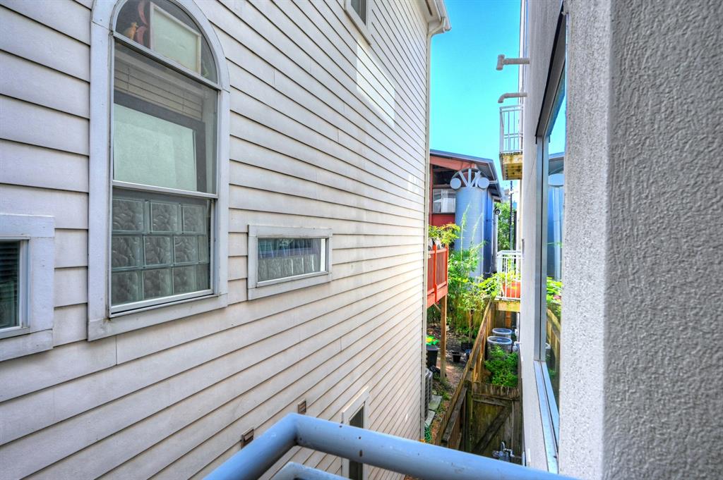 5437 3 Rose Street, Houston, Texas 77007, 2 Bedrooms Bedrooms, 6 Rooms Rooms,2 BathroomsBathrooms,Single-family,For Sale,Rose,81823003