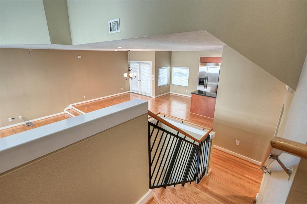 5437 3 Rose Street, Houston, Texas 77007, 2 Bedrooms Bedrooms, 6 Rooms Rooms,2 BathroomsBathrooms,Single-family,For Sale,Rose,81823003
