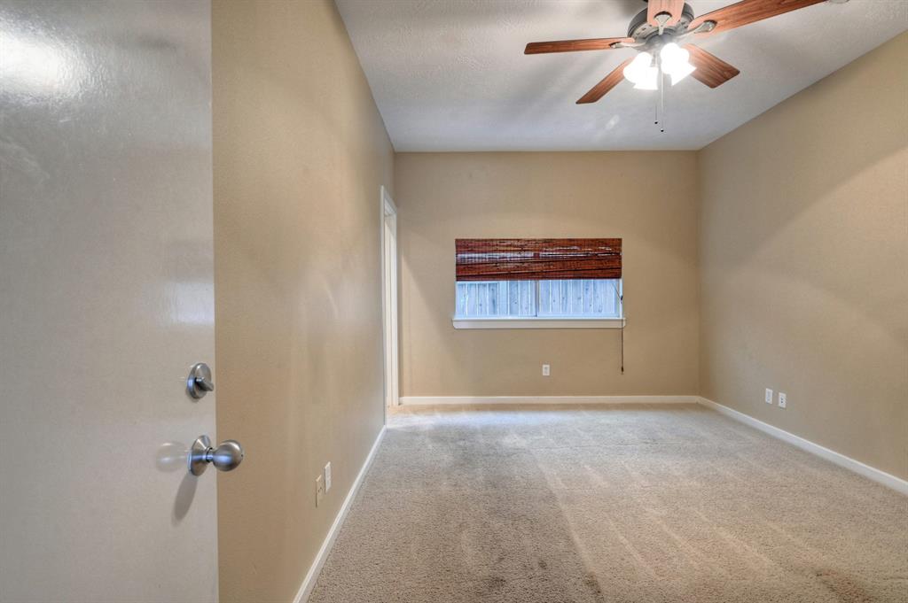 5437 3 Rose Street, Houston, Texas 77007, 2 Bedrooms Bedrooms, 6 Rooms Rooms,2 BathroomsBathrooms,Single-family,For Sale,Rose,81823003