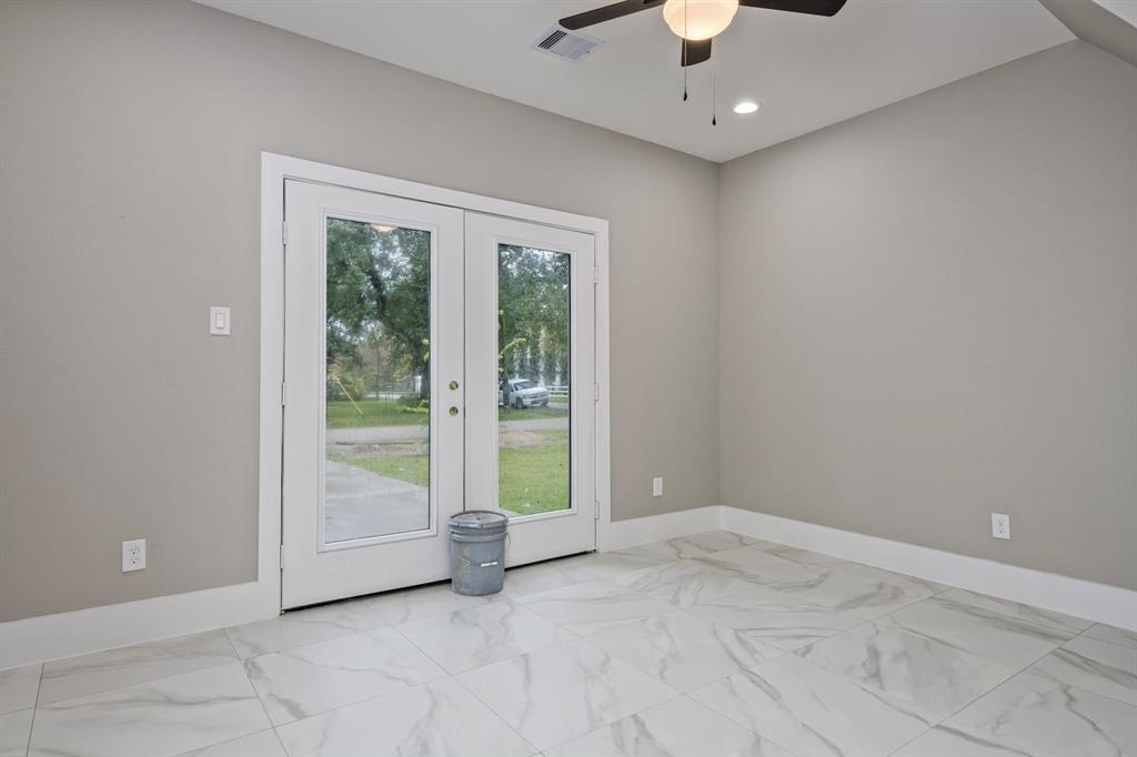9002 2 Kelburn Drive, Houston, Texas 77016, 2 Bedrooms Bedrooms, ,2 BathroomsBathrooms,Multi-family,For Sale,Kelburn,51008335
