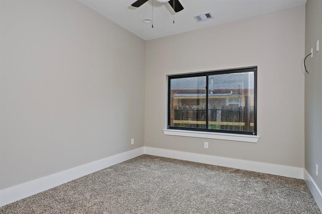 9002 2 Kelburn Drive, Houston, Texas 77016, 2 Bedrooms Bedrooms, ,2 BathroomsBathrooms,Multi-family,For Sale,Kelburn,51008335