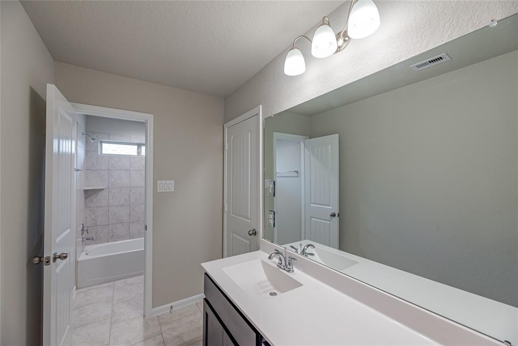 3318 2 Black Gore Creek Drive, Katy, Texas 77494, 4 Bedrooms Bedrooms, 12 Rooms Rooms,3 BathroomsBathrooms,Single-family,For Sale,Black Gore Creek,53526909