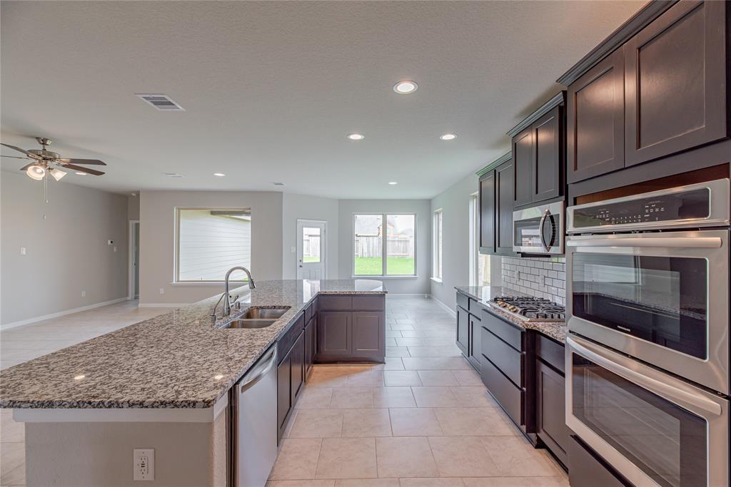 3318 2 Black Gore Creek Drive, Katy, Texas 77494, 4 Bedrooms Bedrooms, 12 Rooms Rooms,3 BathroomsBathrooms,Single-family,For Sale,Black Gore Creek,53526909