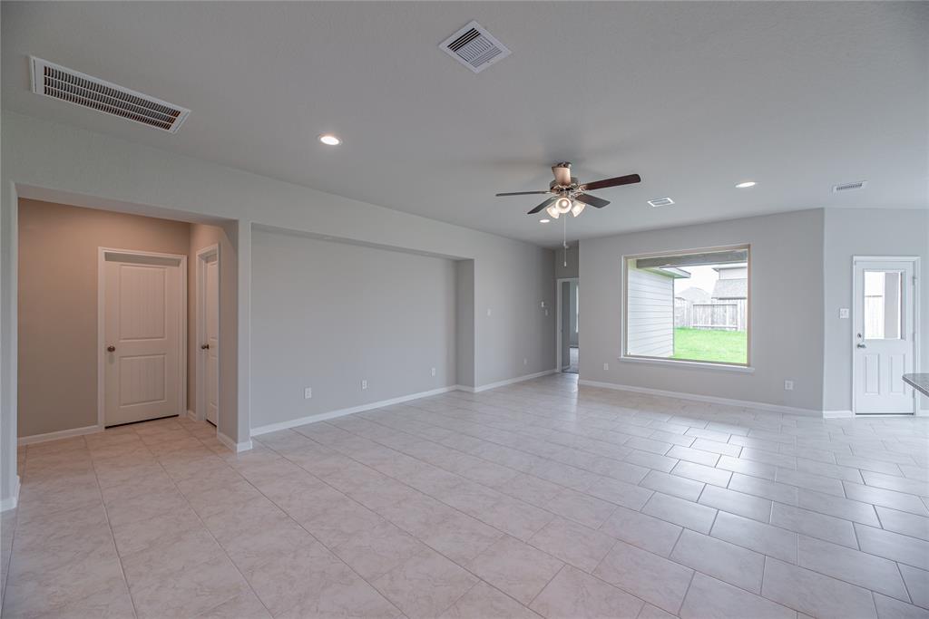 3318 2 Black Gore Creek Drive, Katy, Texas 77494, 4 Bedrooms Bedrooms, 12 Rooms Rooms,3 BathroomsBathrooms,Single-family,For Sale,Black Gore Creek,53526909