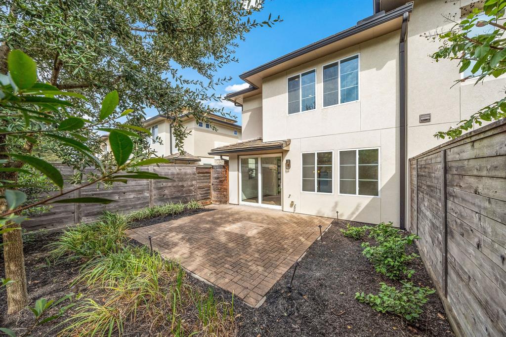 11515 2 Royal Ivory Crossing, Houston, Texas 77082, 2 Bedrooms Bedrooms, 8 Rooms Rooms,2 BathroomsBathrooms,Townhouse/condo,For Sale,Royal Ivory,91213479