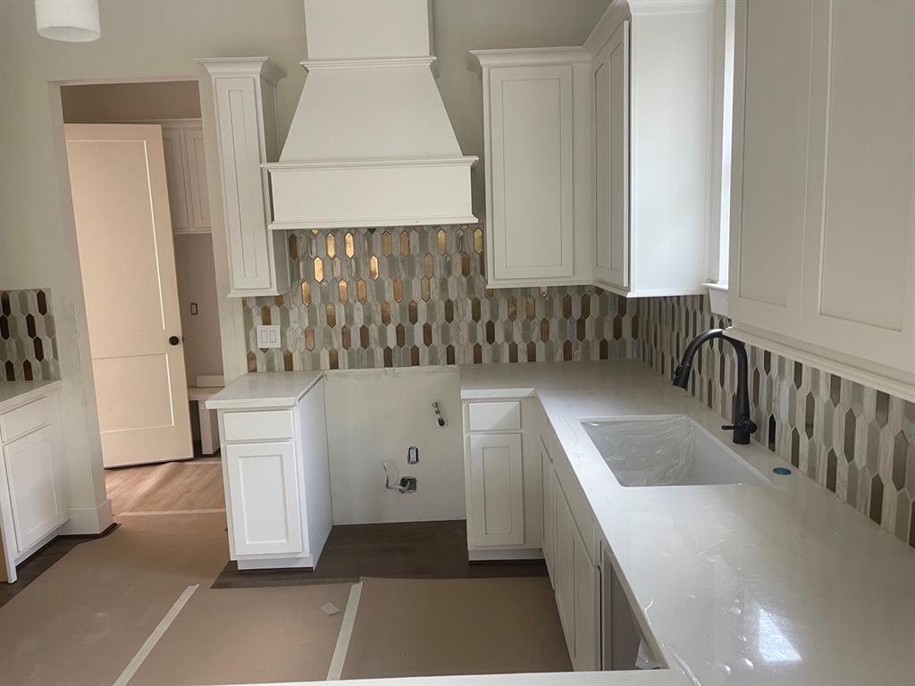3504 2 Huntsford Drive, Houston, Texas 77008, 3 Bedrooms Bedrooms, 7 Rooms Rooms,2 BathroomsBathrooms,Single-family,For Sale,Huntsford,74411328