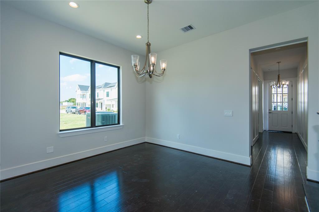 3506 2 Huntsford Drive, Houston, Texas 77008, 4 Bedrooms Bedrooms, 9 Rooms Rooms,3 BathroomsBathrooms,Single-family,For Sale,Huntsford,65041849