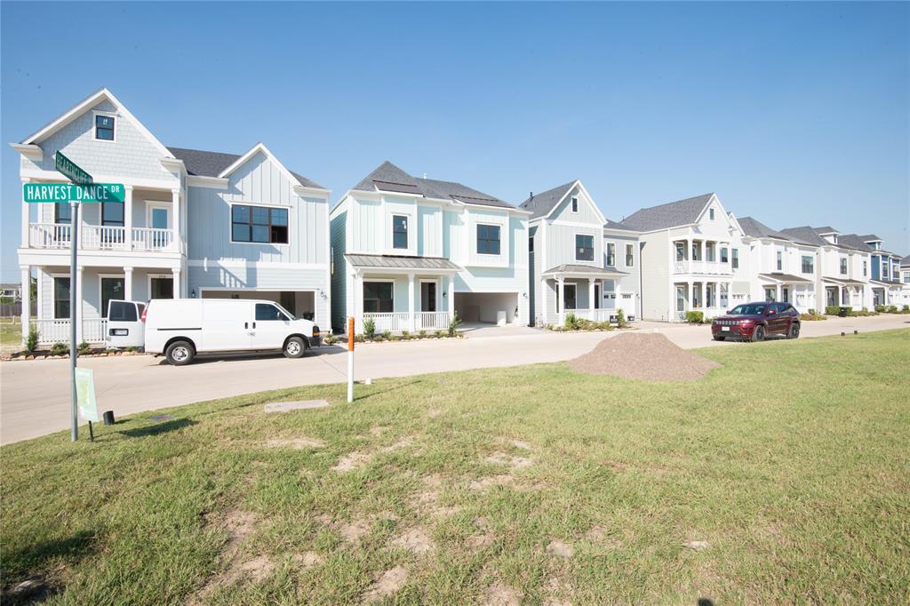 3506 2 Huntsford Drive, Houston, Texas 77008, 4 Bedrooms Bedrooms, 9 Rooms Rooms,3 BathroomsBathrooms,Single-family,For Sale,Huntsford,65041849