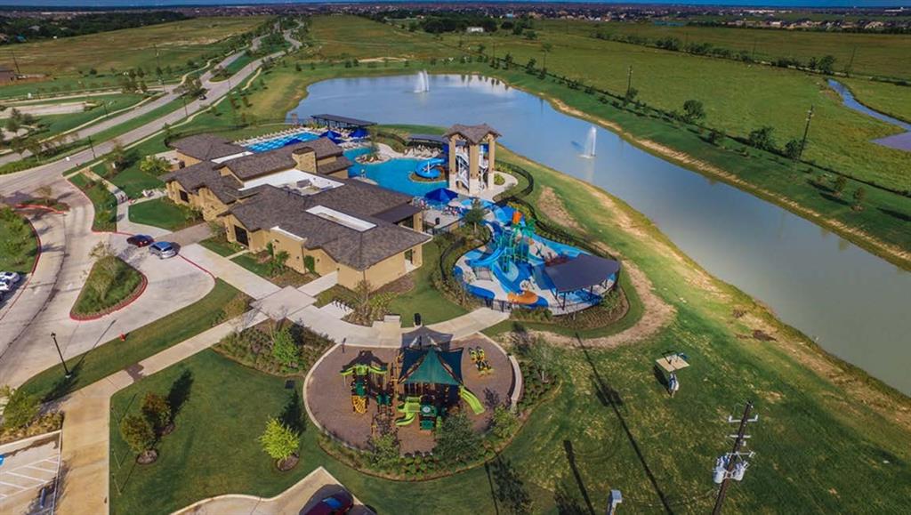 29247 2 Red Rocks Park Drive, Katy, Texas 77494, 4 Bedrooms Bedrooms, 10 Rooms Rooms,3 BathroomsBathrooms,Single-family,For Sale,Red Rocks Park,85160583