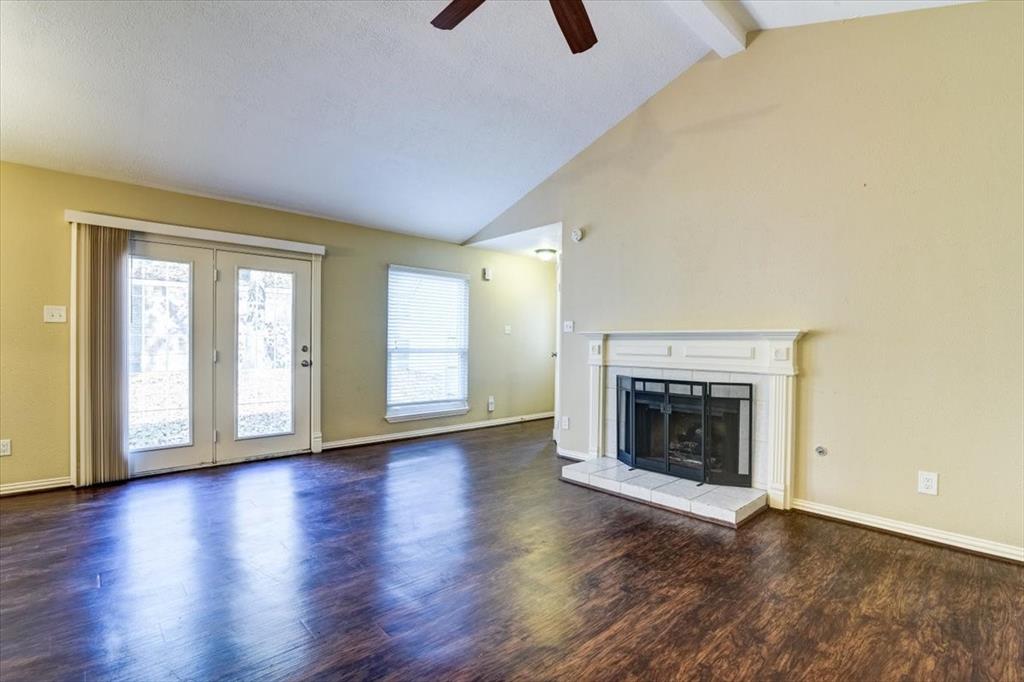 116 1 High Oaks Circle, The Woodlands, Texas 77380, 3 Bedrooms Bedrooms, 6 Rooms Rooms,2 BathroomsBathrooms,Single-family,For Sale,High Oaks,77727406