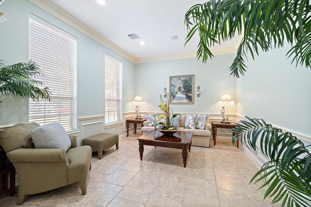 824 2 Magnolia Boulevard, New Caney, Texas 77357, 5 Bedrooms Bedrooms, 13 Rooms Rooms,3 BathroomsBathrooms,Single-family,For Sale,Magnolia,78848721