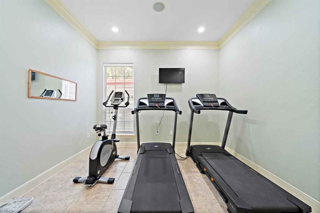 824 2 Magnolia Boulevard, New Caney, Texas 77357, 5 Bedrooms Bedrooms, 13 Rooms Rooms,3 BathroomsBathrooms,Single-family,For Sale,Magnolia,78848721