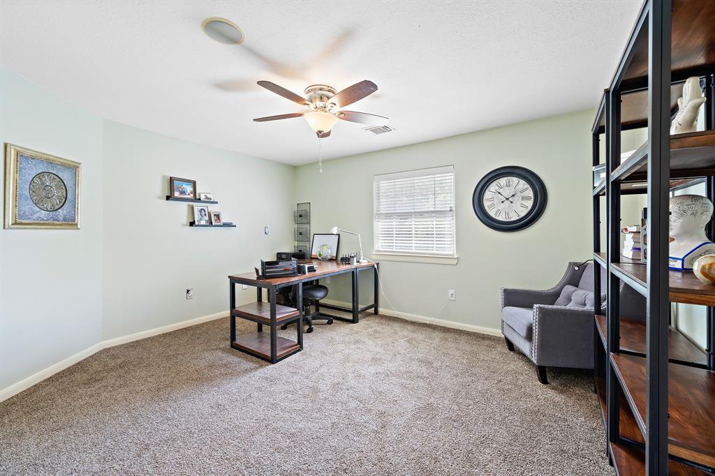 824 2 Magnolia Boulevard, New Caney, Texas 77357, 5 Bedrooms Bedrooms, 13 Rooms Rooms,3 BathroomsBathrooms,Single-family,For Sale,Magnolia,78848721