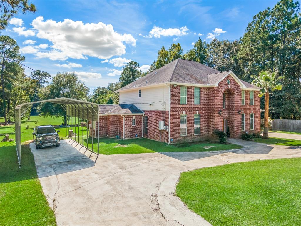 824 2 Magnolia Boulevard, New Caney, Texas 77357, 5 Bedrooms Bedrooms, 13 Rooms Rooms,3 BathroomsBathrooms,Single-family,For Sale,Magnolia,78848721