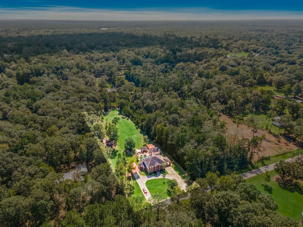824 2 Magnolia Boulevard, New Caney, Texas 77357, 5 Bedrooms Bedrooms, 13 Rooms Rooms,3 BathroomsBathrooms,Single-family,For Sale,Magnolia,78848721