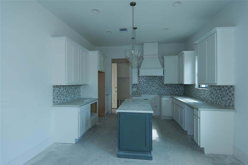 3503 2 Harvest Dance Drive, Houston, Texas 77008, 3 Bedrooms Bedrooms, 7 Rooms Rooms,2 BathroomsBathrooms,Single-family,For Sale,Harvest Dance,61268609