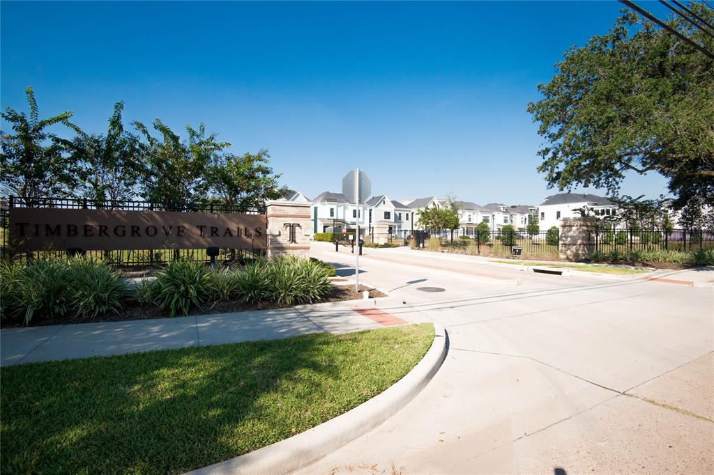 3503 2 Harvest Dance Drive, Houston, Texas 77008, 3 Bedrooms Bedrooms, 7 Rooms Rooms,2 BathroomsBathrooms,Single-family,For Sale,Harvest Dance,61268609