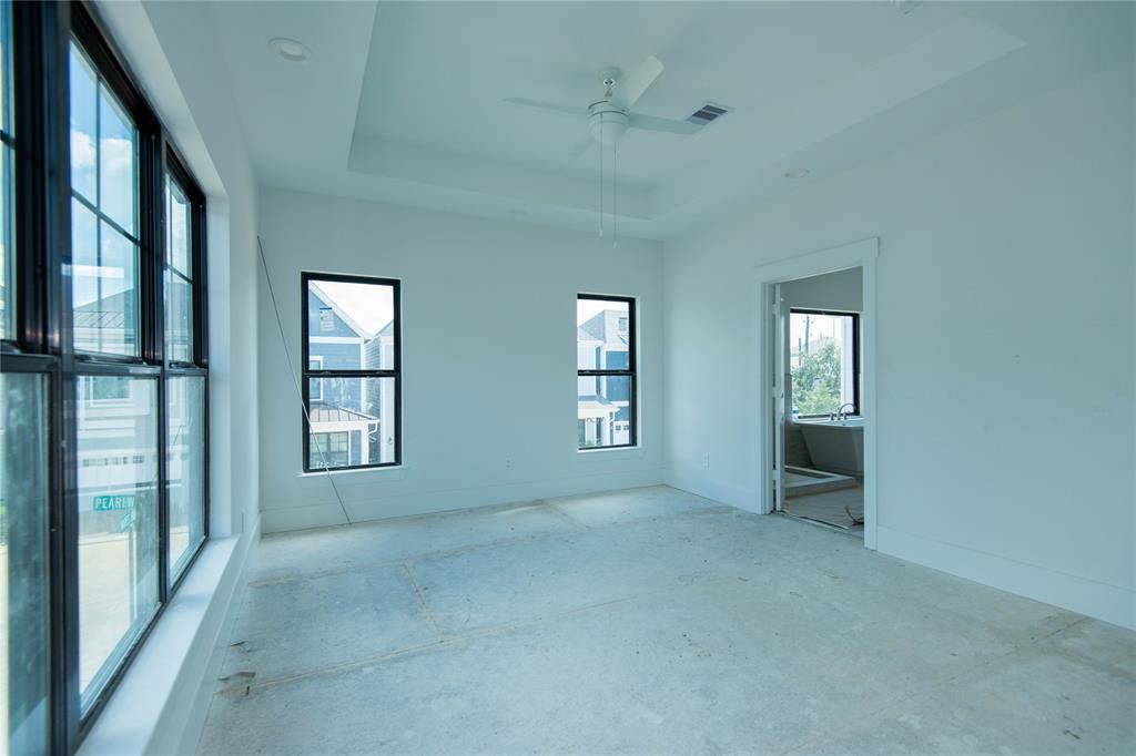 3503 2 Harvest Dance Drive, Houston, Texas 77008, 3 Bedrooms Bedrooms, 7 Rooms Rooms,2 BathroomsBathrooms,Single-family,For Sale,Harvest Dance,61268609