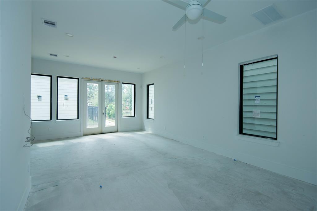 3503 2 Harvest Dance Drive, Houston, Texas 77008, 3 Bedrooms Bedrooms, 7 Rooms Rooms,2 BathroomsBathrooms,Single-family,For Sale,Harvest Dance,61268609