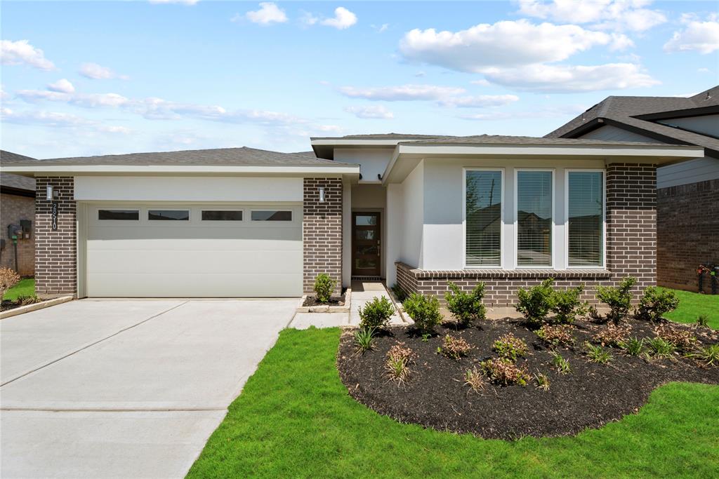 3327 1 Black Gore Creek Drive, Katy, Texas 77494, 4 Bedrooms Bedrooms, 7 Rooms Rooms,2 BathroomsBathrooms,Single-family,For Sale,Black Gore Creek,81666777