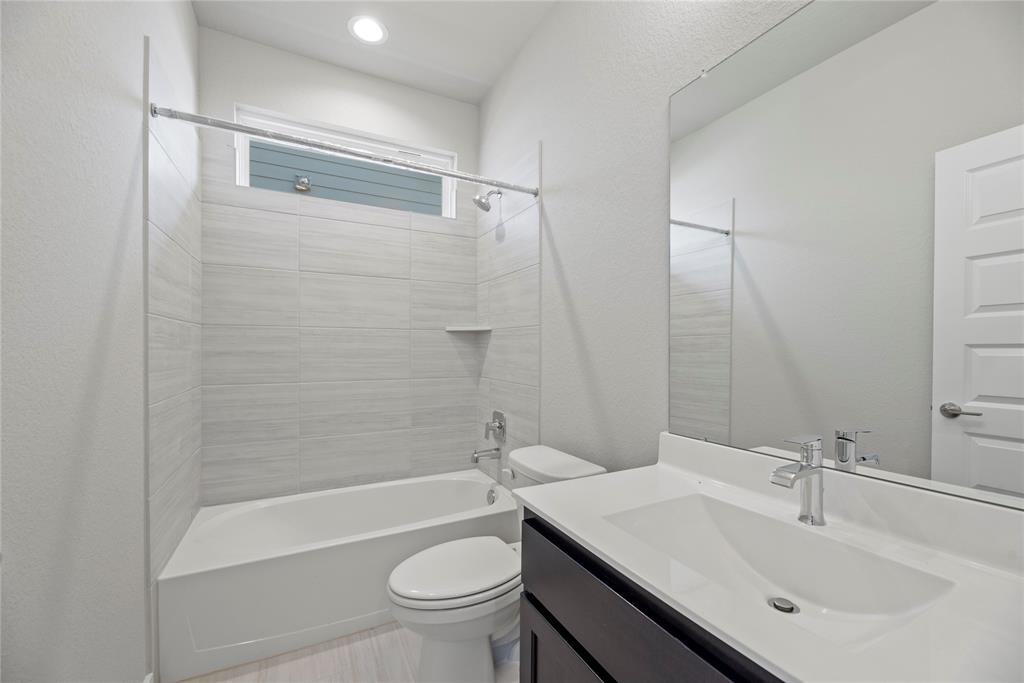 3327 1 Black Gore Creek Drive, Katy, Texas 77494, 4 Bedrooms Bedrooms, 7 Rooms Rooms,2 BathroomsBathrooms,Single-family,For Sale,Black Gore Creek,81666777