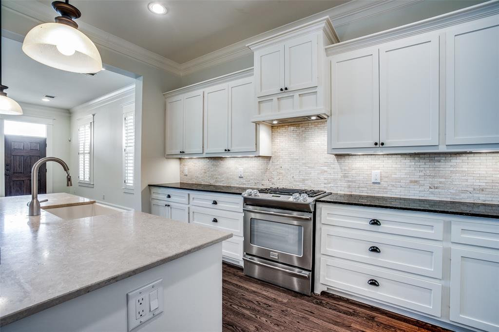 1136 2 Nadine Street, Houston, Texas 77009, 3 Bedrooms Bedrooms, 6 Rooms Rooms,2 BathroomsBathrooms,Single-family,For Sale,Nadine,84276742