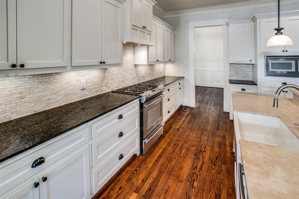 1136 2 Nadine Street, Houston, Texas 77009, 3 Bedrooms Bedrooms, 6 Rooms Rooms,2 BathroomsBathrooms,Single-family,For Sale,Nadine,84276742