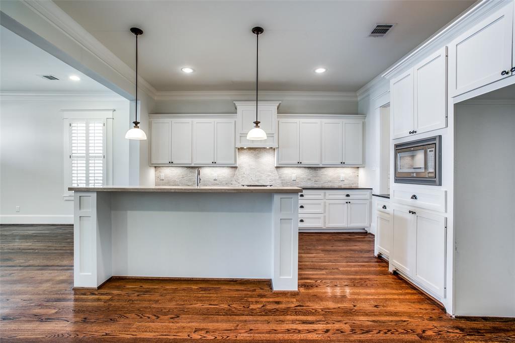1136 2 Nadine Street, Houston, Texas 77009, 3 Bedrooms Bedrooms, 6 Rooms Rooms,2 BathroomsBathrooms,Single-family,For Sale,Nadine,84276742