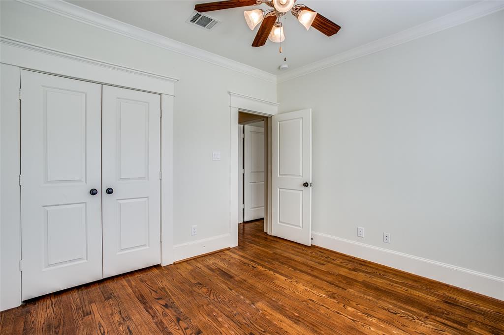 1136 2 Nadine Street, Houston, Texas 77009, 3 Bedrooms Bedrooms, 6 Rooms Rooms,2 BathroomsBathrooms,Single-family,For Sale,Nadine,84276742