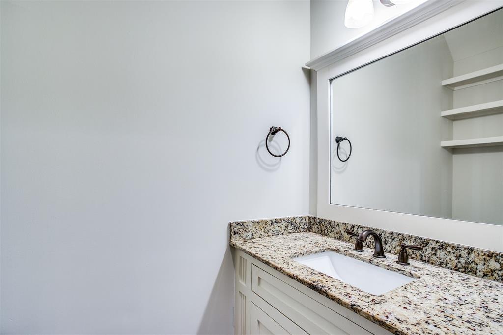 1136 2 Nadine Street, Houston, Texas 77009, 3 Bedrooms Bedrooms, 6 Rooms Rooms,2 BathroomsBathrooms,Single-family,For Sale,Nadine,84276742