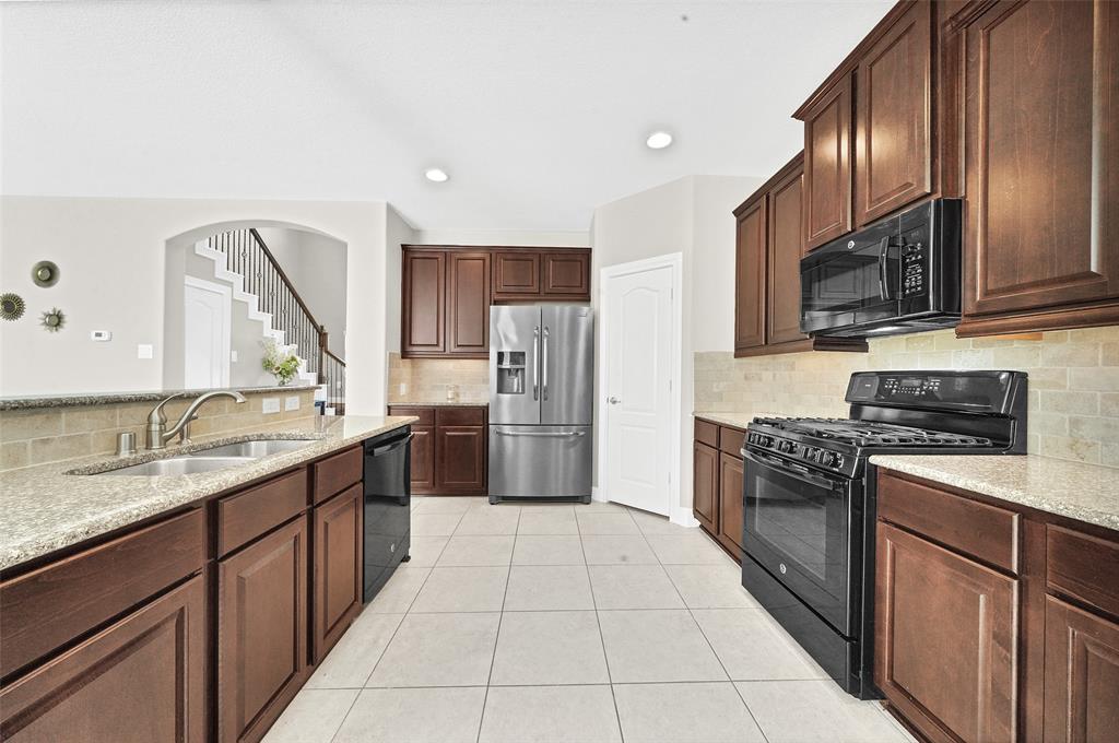 3210 2 Explorer Way, Conroe, Texas 77301, 4 Bedrooms Bedrooms, 4 Rooms Rooms,2 BathroomsBathrooms,Single-family,For Sale,Explorer,65401200