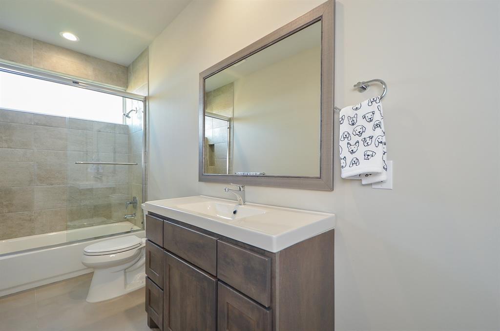 6827 2 Rocinante Lane Lane, Houston, Texas 77092, 4 Bedrooms Bedrooms, 9 Rooms Rooms,3 BathroomsBathrooms,Single-family,For Sale,Rocinante Lane,69520606
