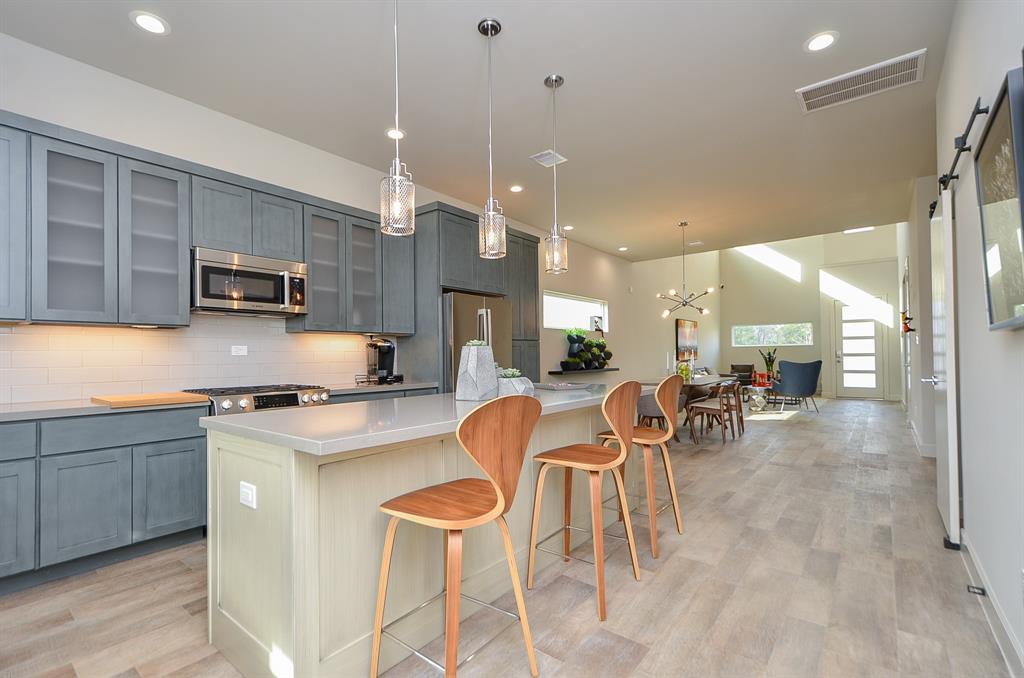 6827 2 Rocinante Lane Lane, Houston, Texas 77092, 4 Bedrooms Bedrooms, 9 Rooms Rooms,3 BathroomsBathrooms,Single-family,For Sale,Rocinante Lane,69520606