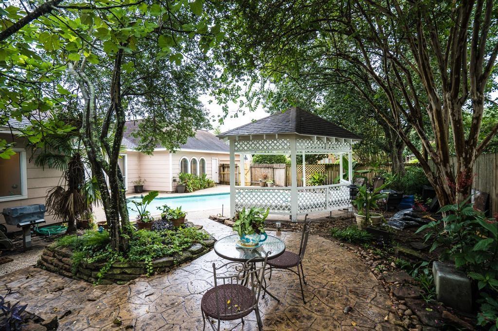 1803 1 Quiet Country Court, Houston, Texas 77345, 4 Bedrooms Bedrooms, 5 Rooms Rooms,2 BathroomsBathrooms,Single-family,For Sale,Quiet Country,87509158