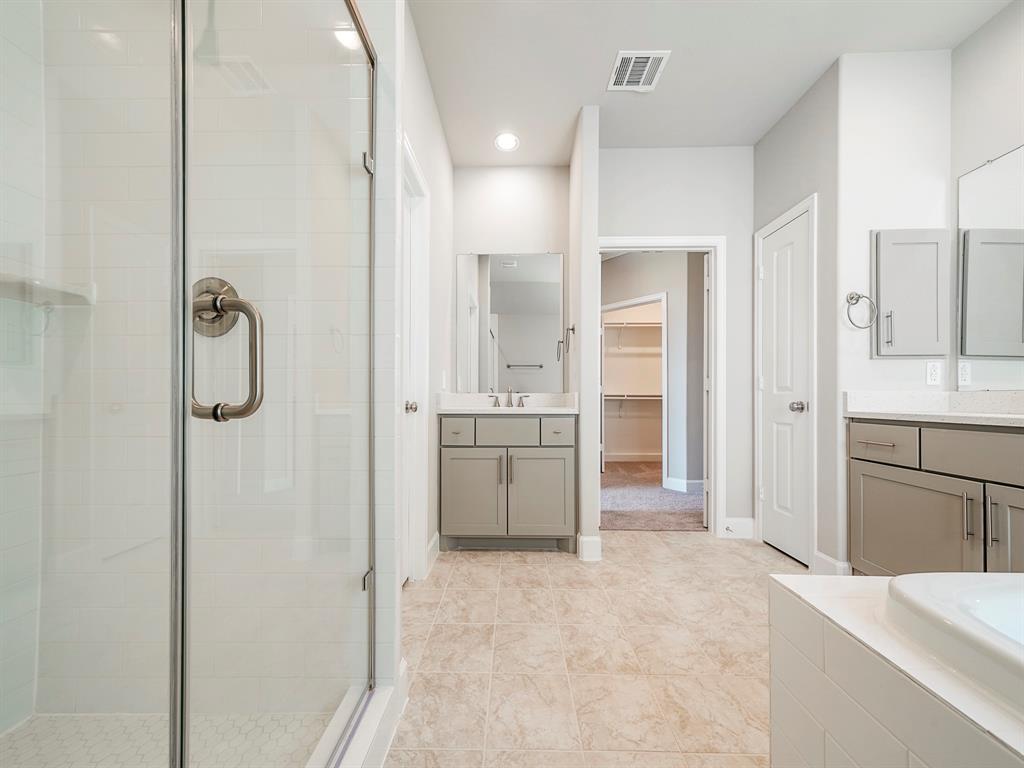 4806 2 Michaux Street, Houston, Texas 77009, 3 Bedrooms Bedrooms, 10 Rooms Rooms,2 BathroomsBathrooms,Single-family,For Sale,Michaux,87176556