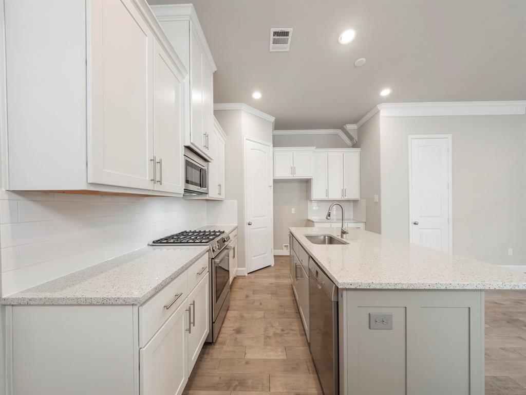 4806 2 Michaux Street, Houston, Texas 77009, 3 Bedrooms Bedrooms, 10 Rooms Rooms,2 BathroomsBathrooms,Single-family,For Sale,Michaux,87176556