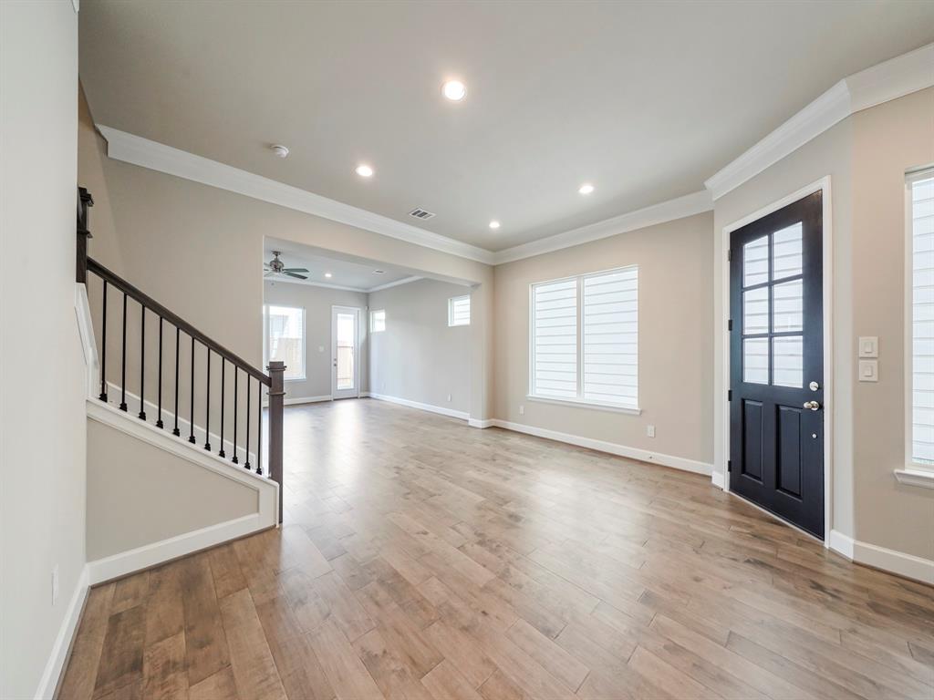 4806 2 Michaux Street, Houston, Texas 77009, 3 Bedrooms Bedrooms, 10 Rooms Rooms,2 BathroomsBathrooms,Single-family,For Sale,Michaux,87176556